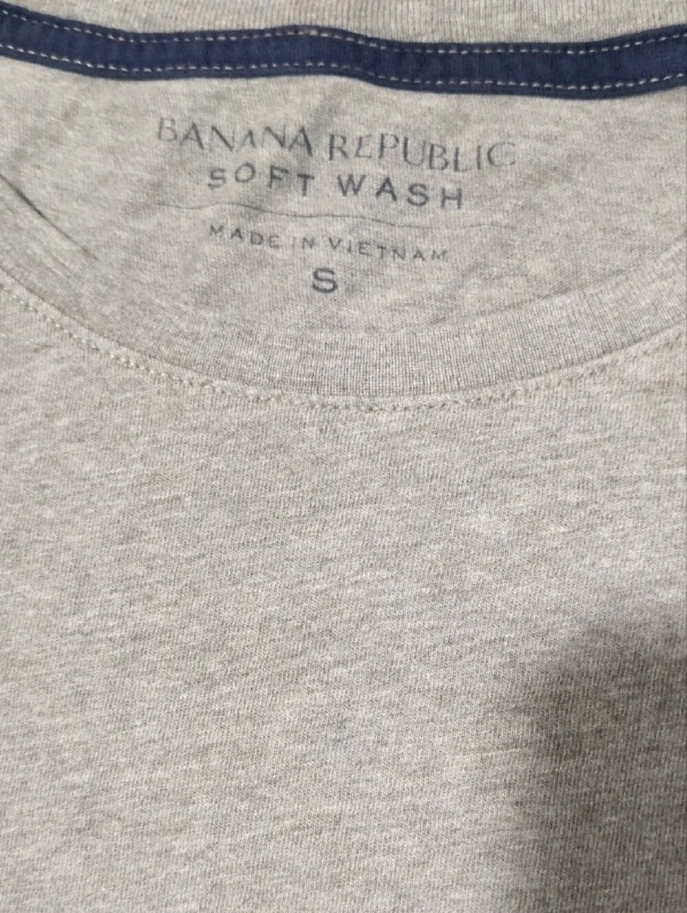 Banana Republic Men's Long Sleeve Crew Tee - Green Heather Small